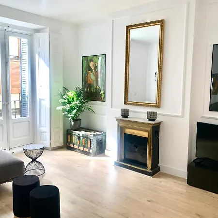 Appartement Piso Recien Reformado, Junto A Gran Via à Madrid Extérieur photo